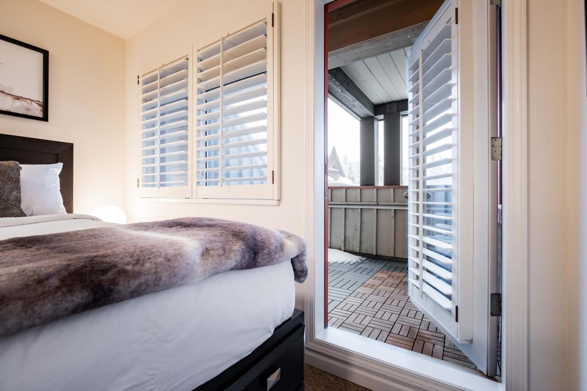 Sunpath By Outpost Whistler Vila Exterior foto