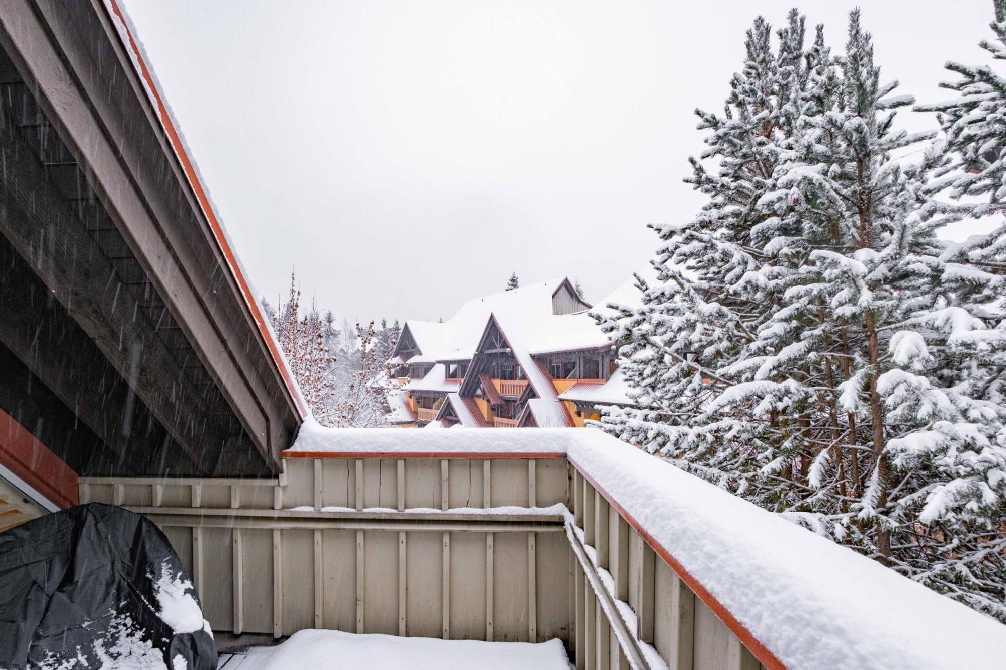 Sunpath By Outpost Whistler Vila Exterior foto