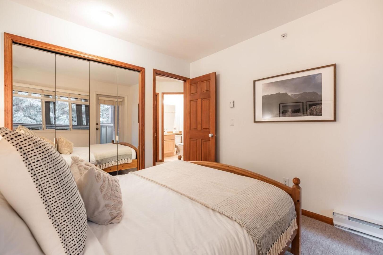 Sunpath By Outpost Whistler Vila Exterior foto