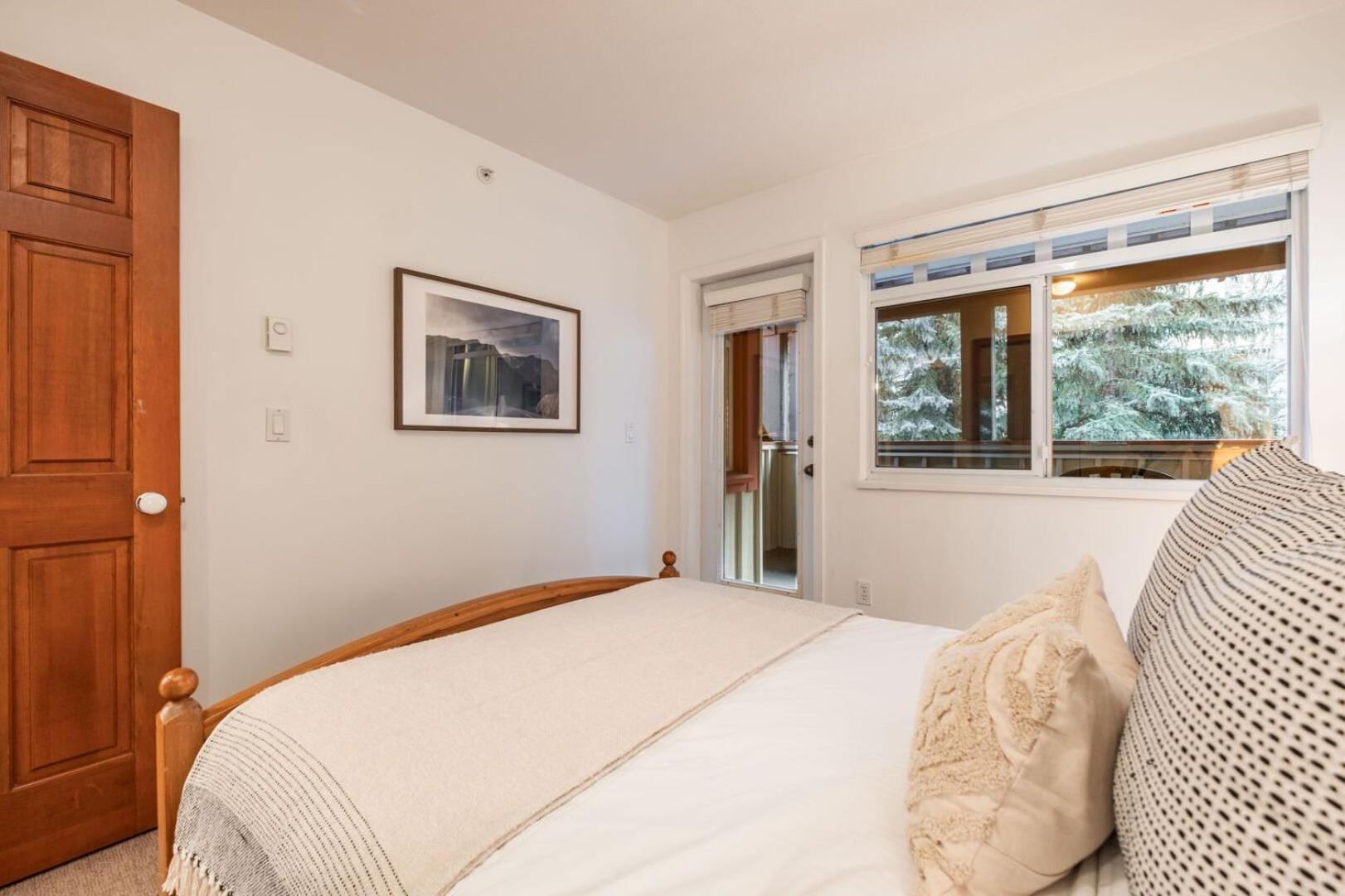 Sunpath By Outpost Whistler Vila Exterior foto